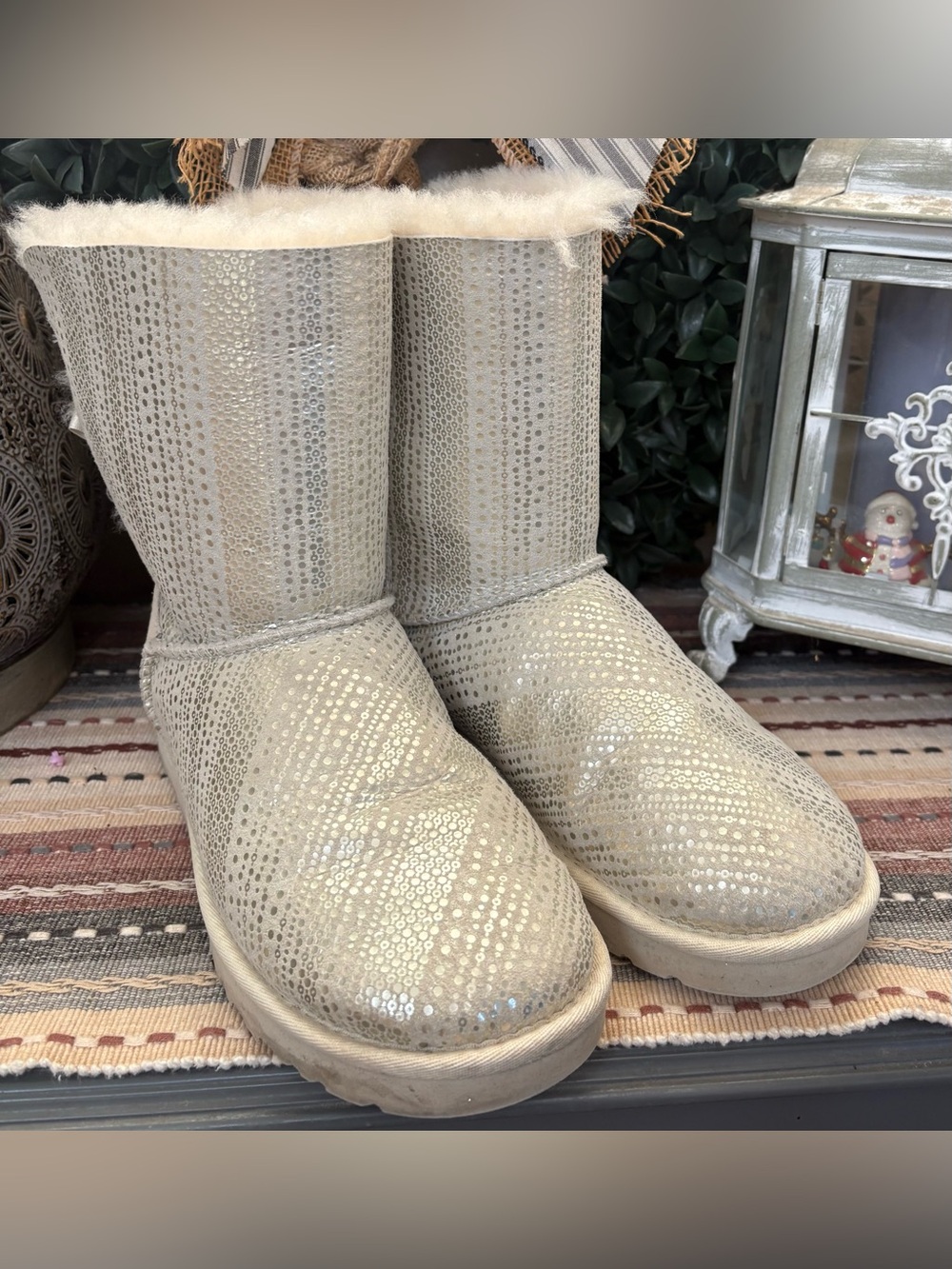 UGG Sequined Shearling Short Boot - Silver Cream with Ugg charms and bows